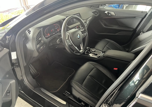 BMW Seria 1 cena 94900 przebieg: 141000, rok produkcji 2019 z Tychy małe 407